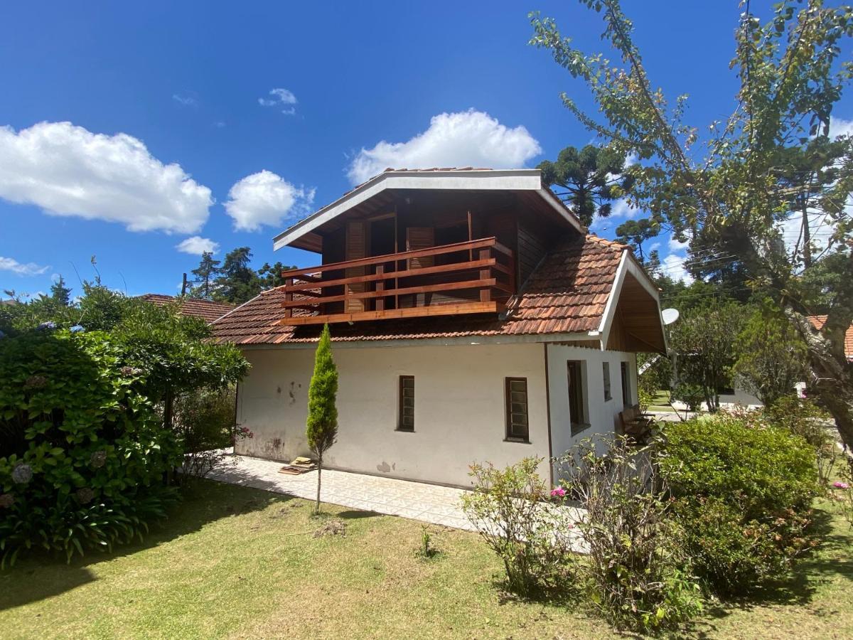 Holiday home Chale Aconchegante 2km Do Centrinho